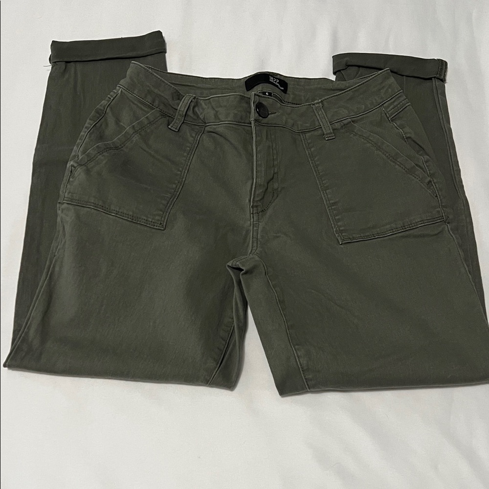 1822 Denim Olive Green Skinny Pants